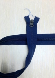 Молния Полупотайная Разъемная 67 см. Тёмно-синяя 