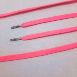 Шнурки плоские 125 см., ш. 10 мм., металлический наконечник, розовый неон