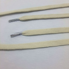 Шнурки плоские 125 см., ш. 10 мм., металлический наконечник, бежево-серые