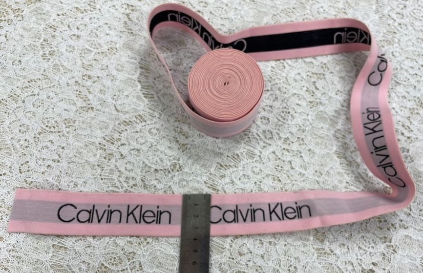 Резинка Декоративная ш. 37 мм. Calvin Klein Розовая фото 1