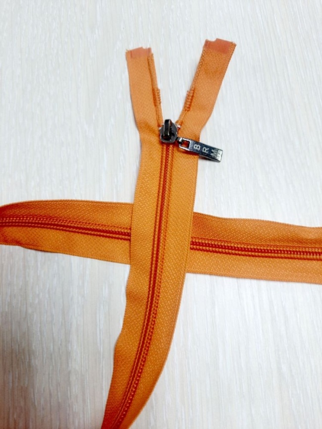 Молния Спиральная Разъемная 57 см. Оранжевая фото 1