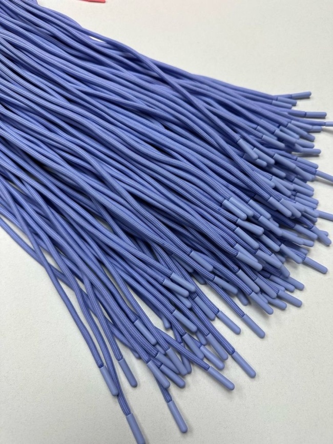 Шнурки круглые 135 см., д. 5 мм., пластиковый наконечник, сиреневые фото 1