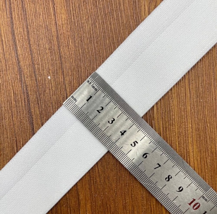 Резинка Декоративная ш. 40 мм. с двойным краем Белая фото 1