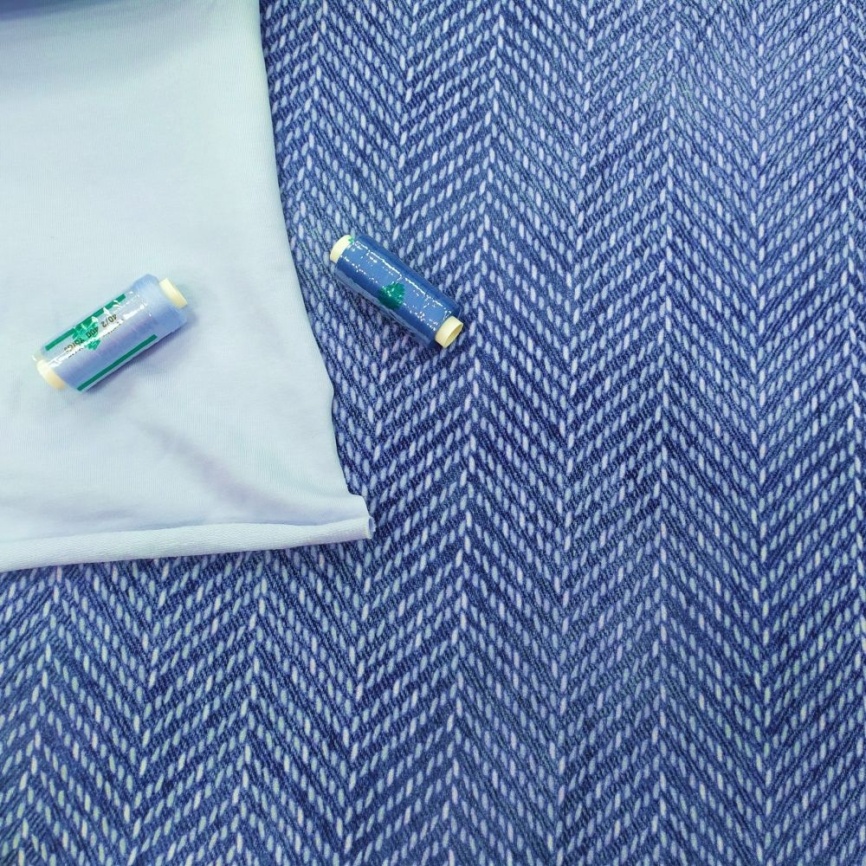 Трикотаж Футер 2-нитка Петля Ёлочка на синем фото 2