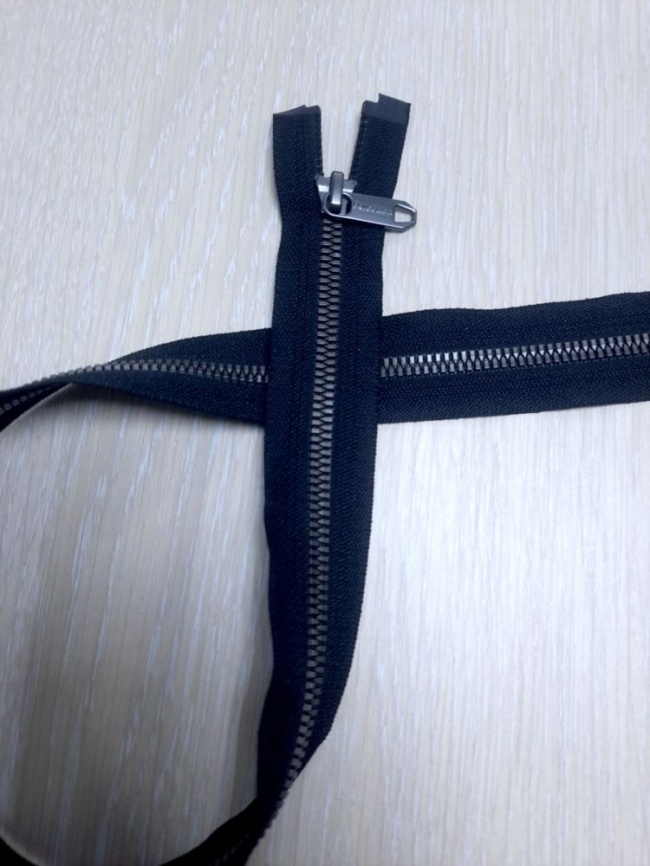 Молния Тракторная Разъемная 63 см. Чёрно-стальная фото 1