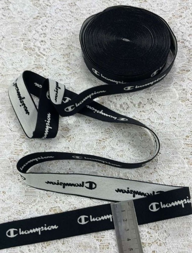 Резинка Декоративная ш. 28 мм. Белый Champion на чёрном фото 1